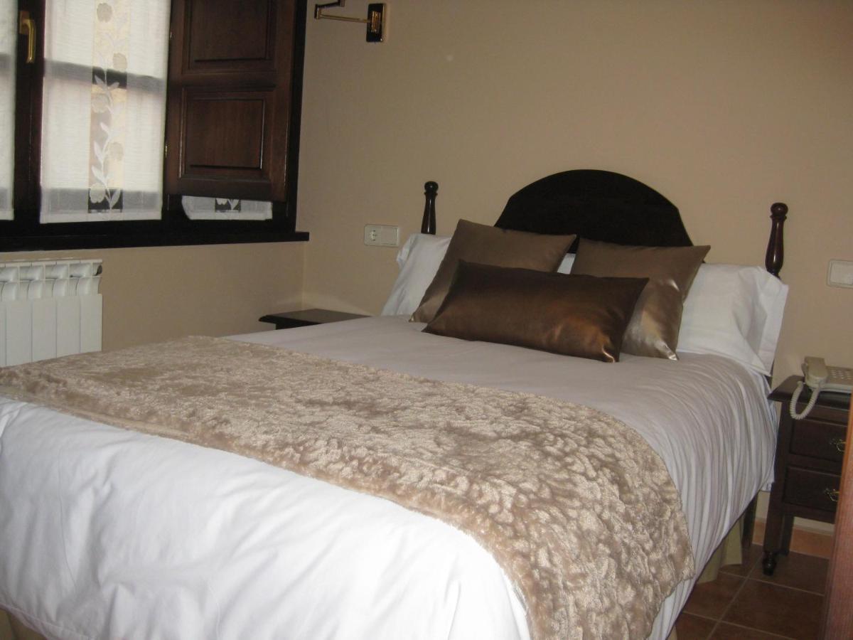 Hotel Rural Entremontes Onís Chambre photo